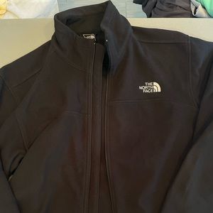 Men’s North Face Jacket SZE L